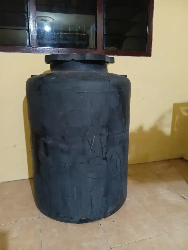 Toren/Tangki air merk Profil Tank 550 liter