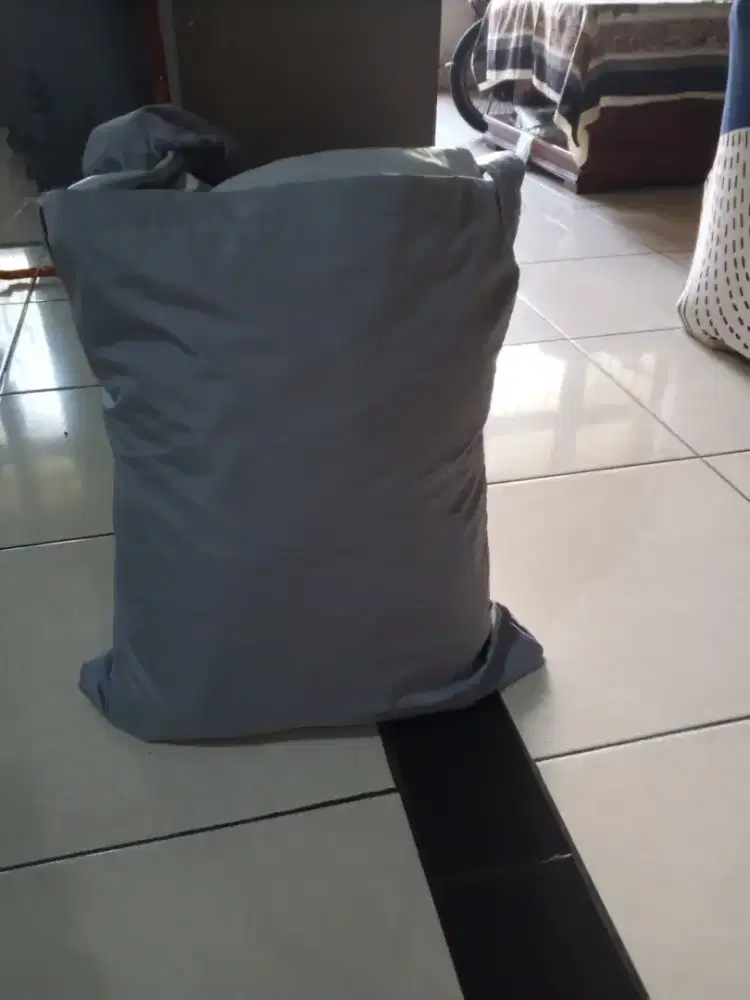Sarung mobil kia sonet bahan taslan