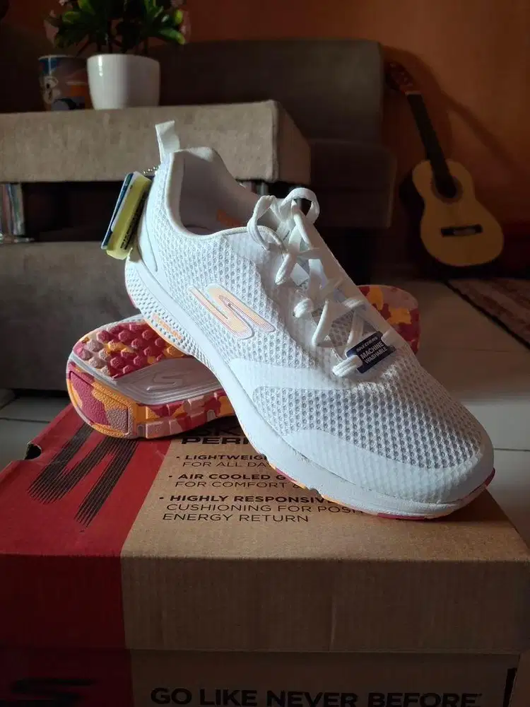 Skechers Go Run Consistent