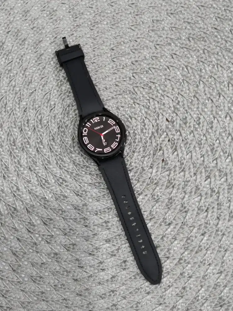 Samsung Galaxy Watch 6 Classic 43MM Pemakaian 4 Bulanan