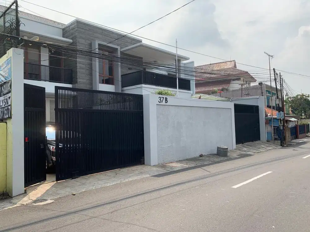 RUMAH TROPICAL MINIMALIST 5+2 KT/ 3+2 KM CIPINANG MUARA, BEBAS BANJIR