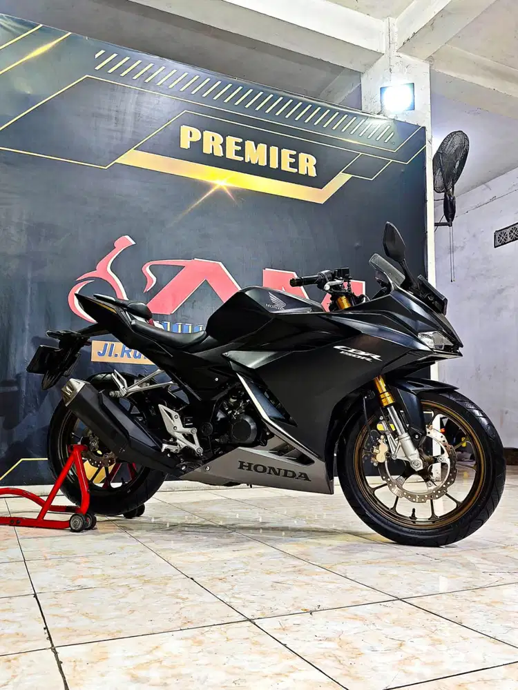 Honda New CBR 150R FI USD Reg 2024 odo 2rb mulnomin