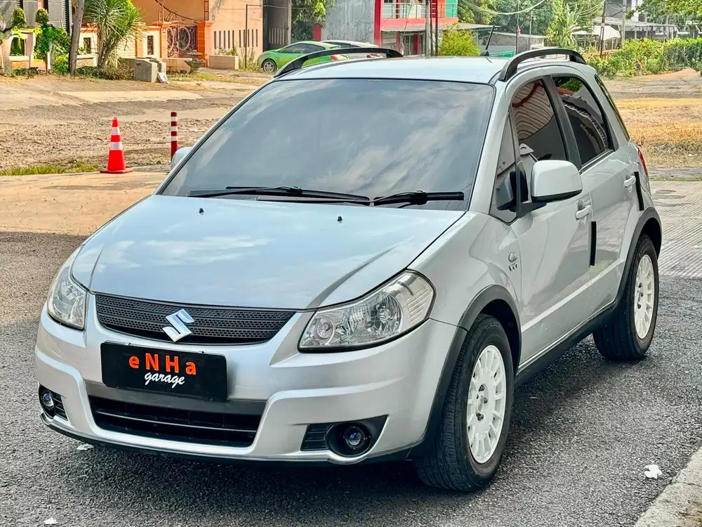 Suzuki SX4 X-Over 1.5 Automatic 2010.. eNHa garage Semarang..