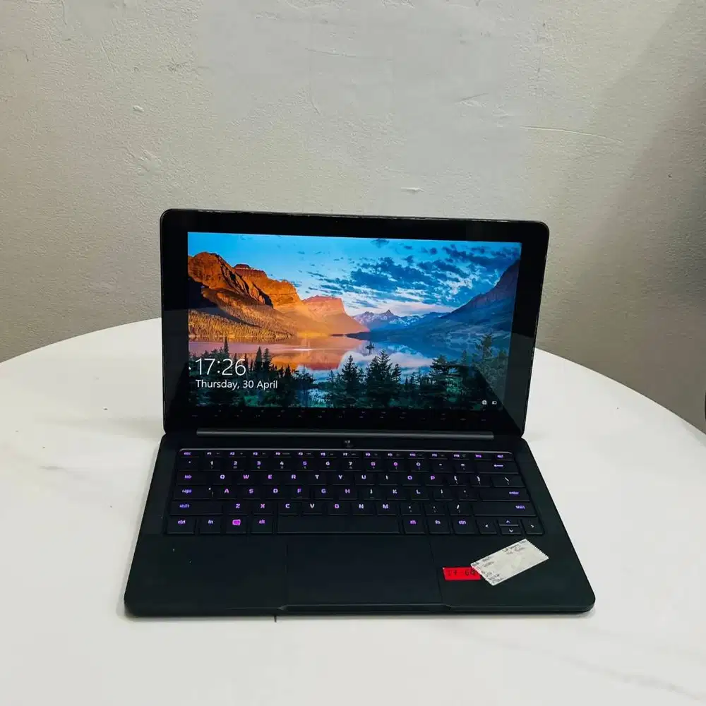 RAZER BLADE STEALTH Touchscreen i7 gen6 Ram 8Gb SSD 256Gb *ECM
