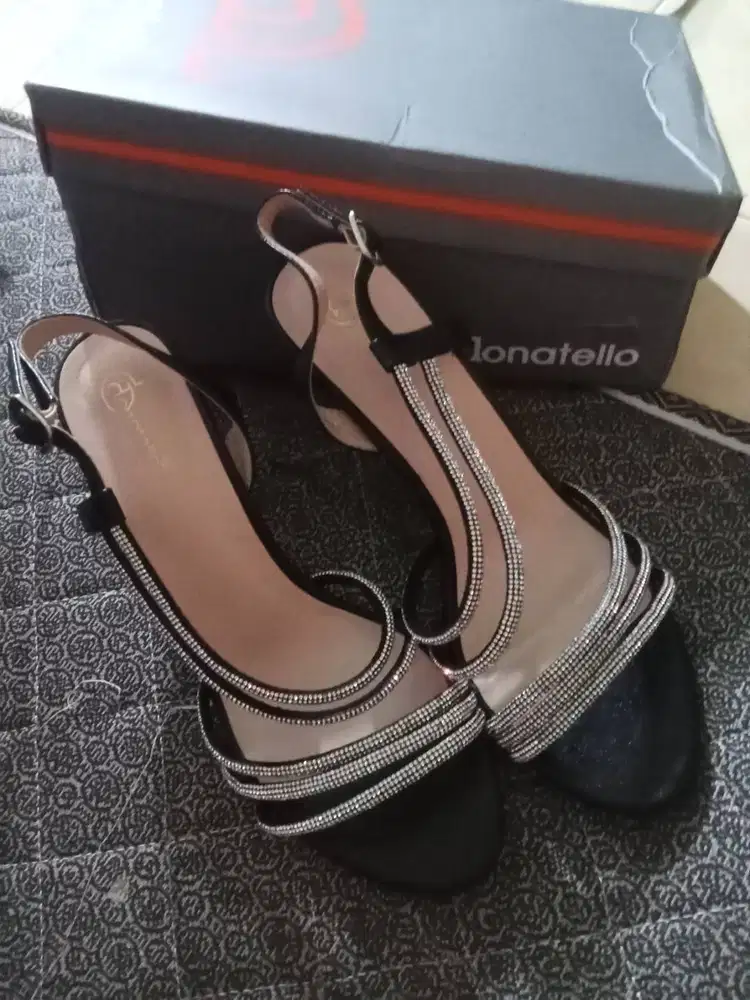 Heels Merek Donatello