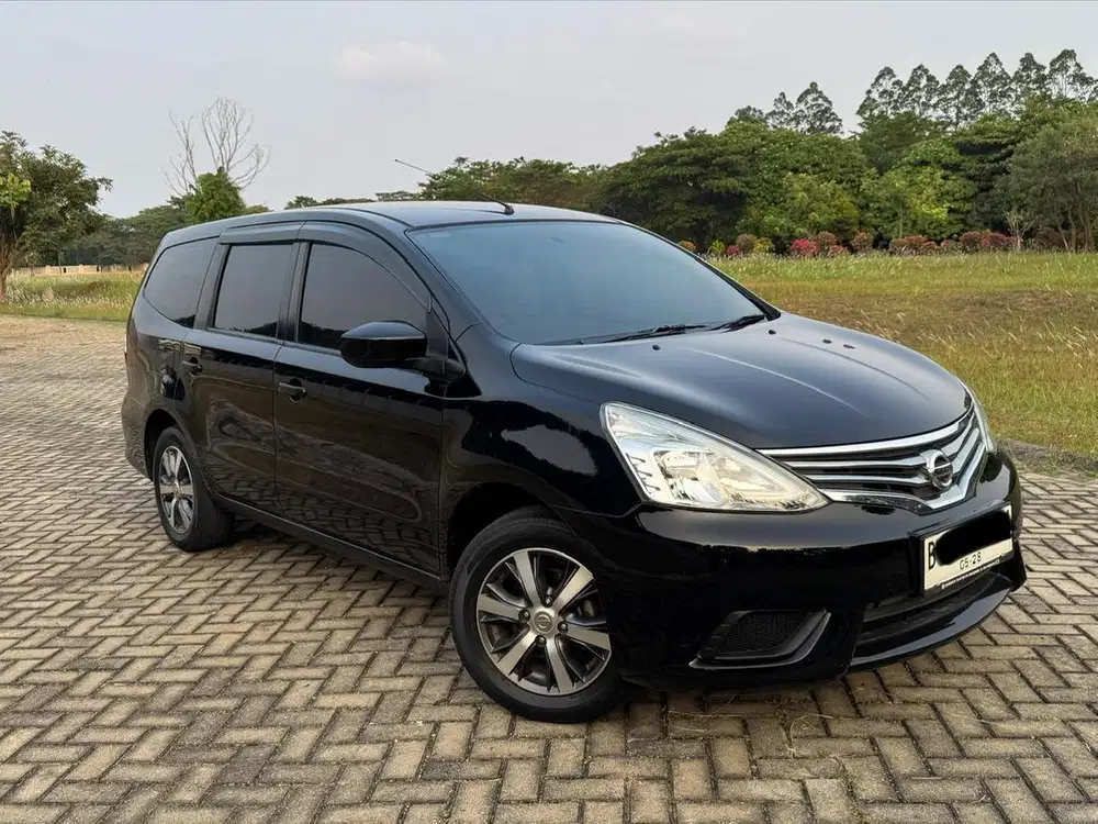 Nissan Livina SV 2017 Km 50rb record siap pakai