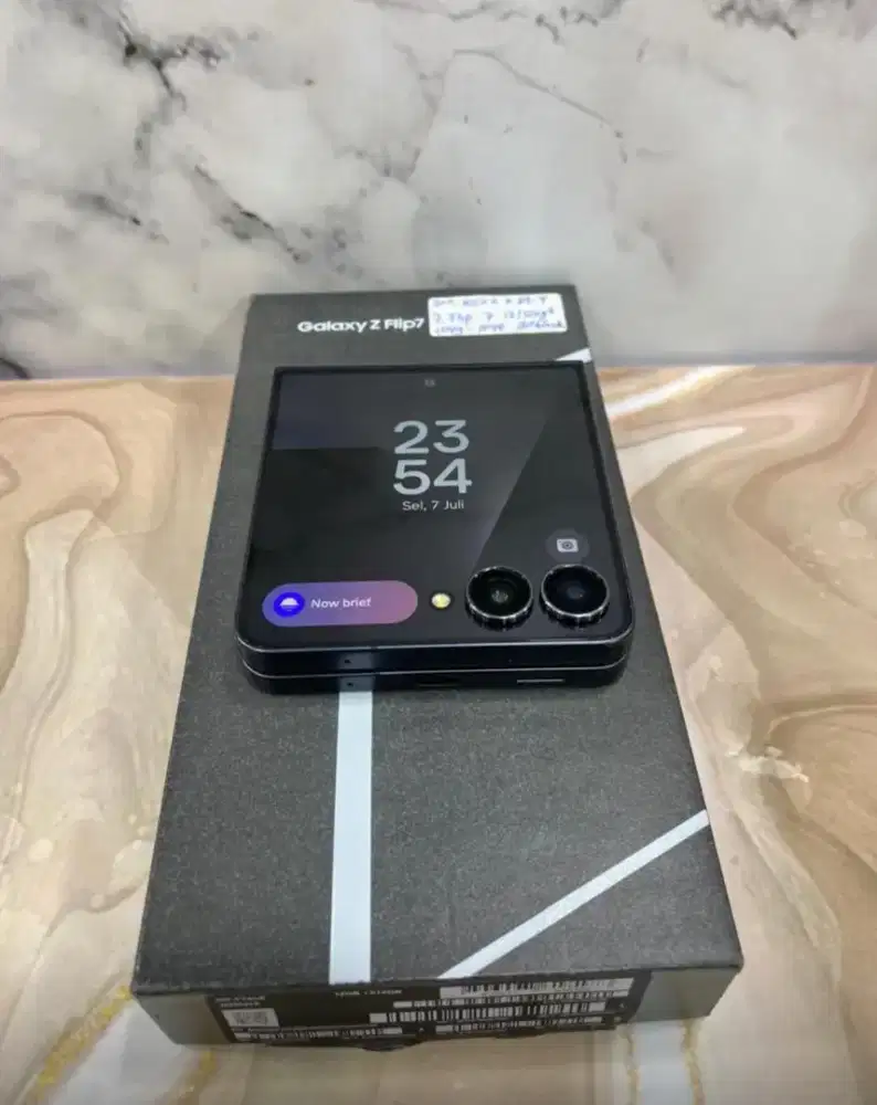Sm.6922 // Samsung ZFlip