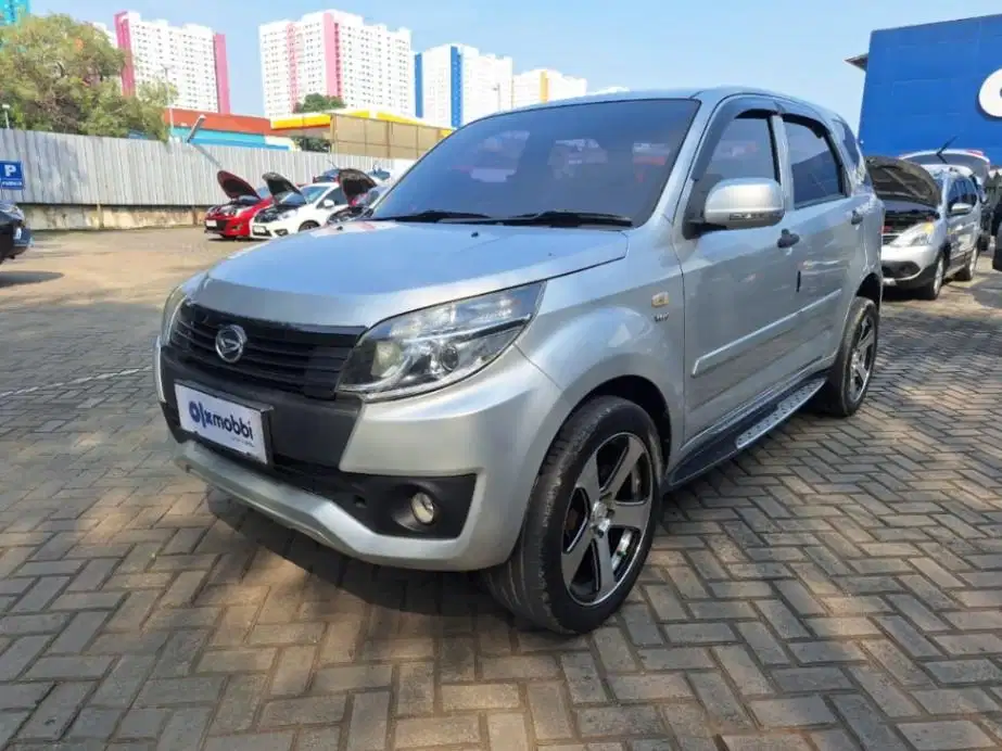 LOW DP Daihatsu Terios 1.5 ADVENTURE R Bensin-MT 2016 WOM