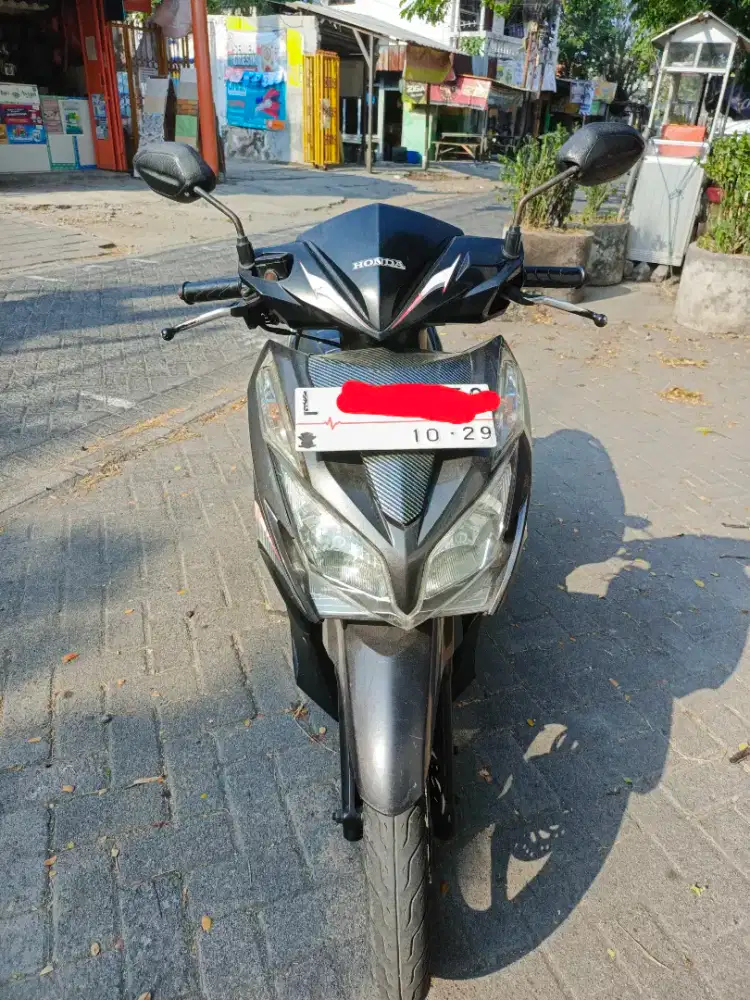 VARIO 125 2014 MILIK PRIBADI ATAS NAMA ORANG