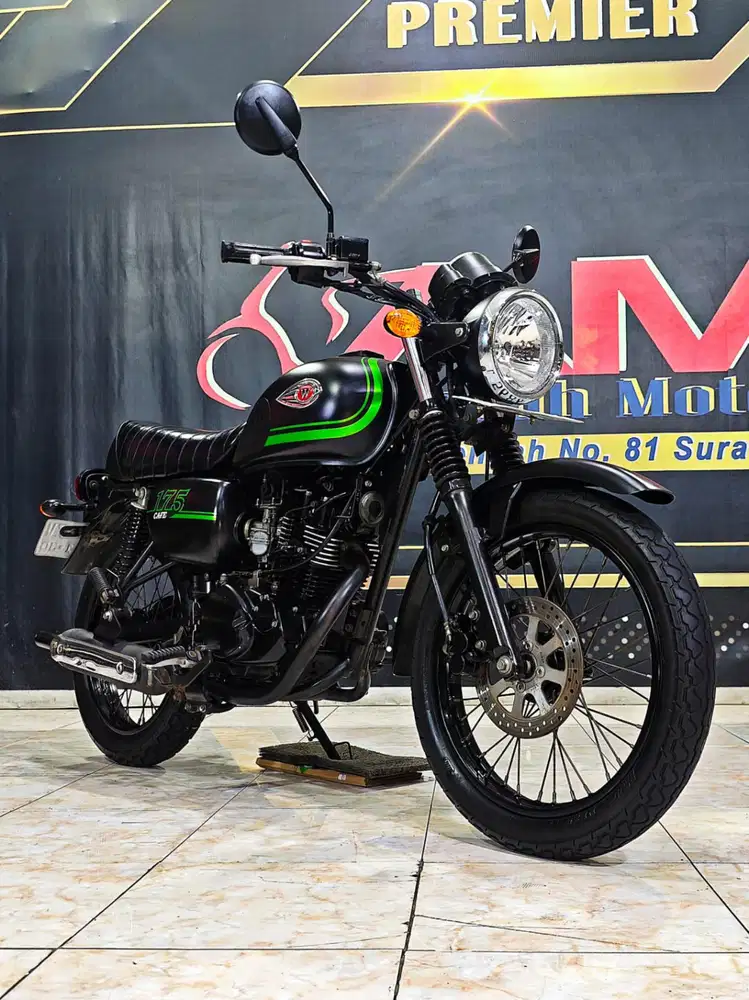 Kawasaki W 175 Cafe TH 2020 Odo 14rb slow on going