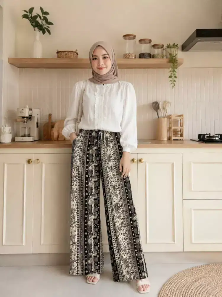 CELANA KULOT WANITA DEWASA MOTIF GAJAH