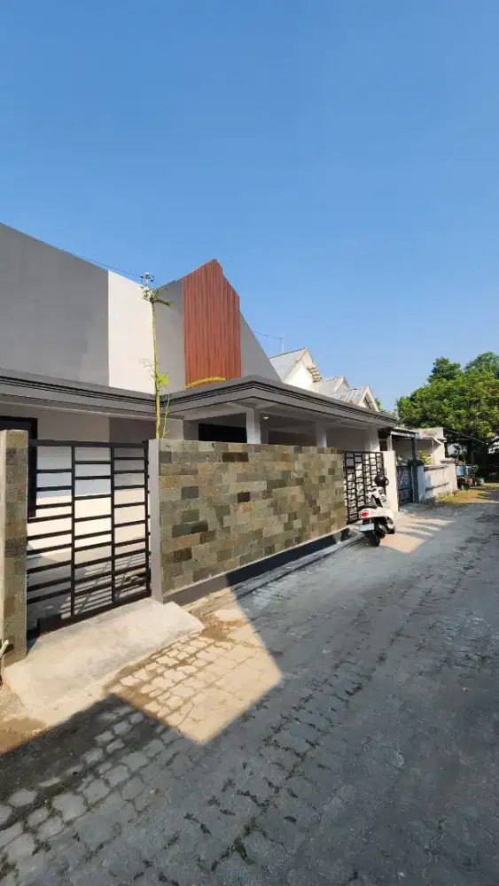 Rumah Modern Minimalis 4 KT + Mezzanine | LT 151 m² | Siap Huni