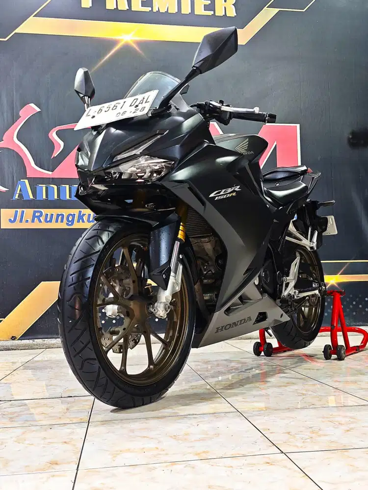Honda New CBR 150R FI USD Th 2023 warna cakep