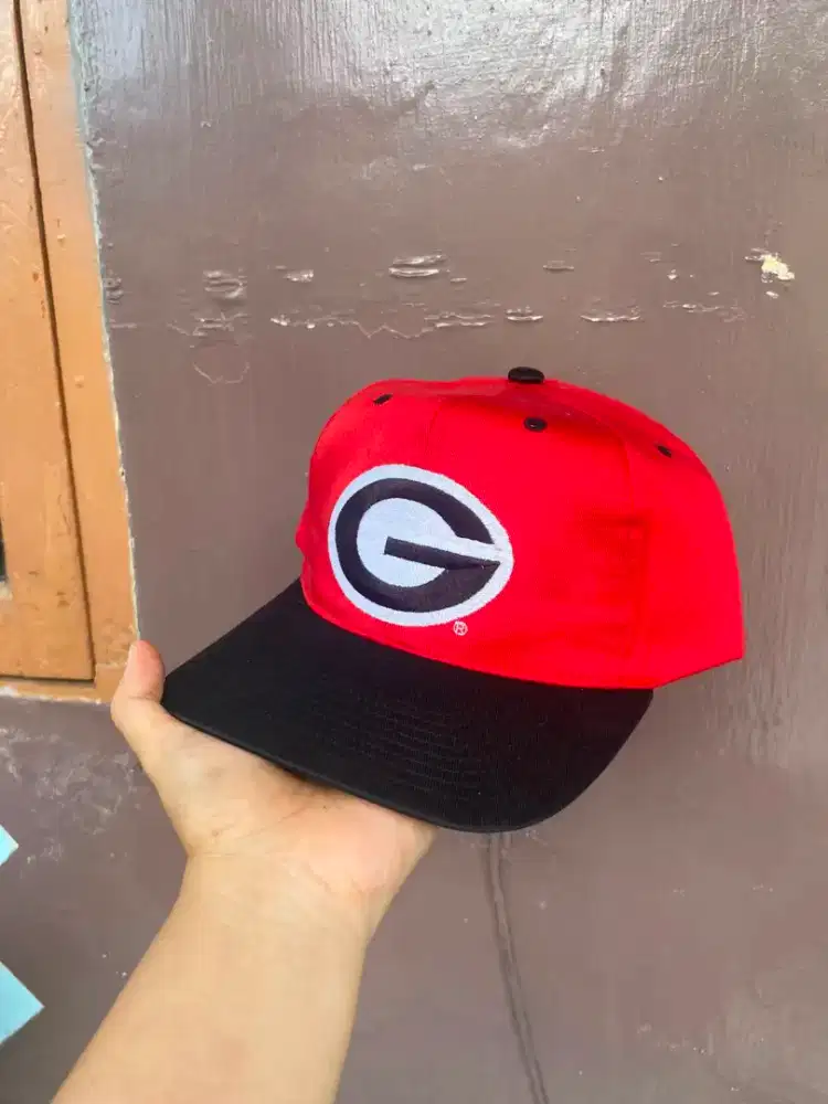 Topi vintage second