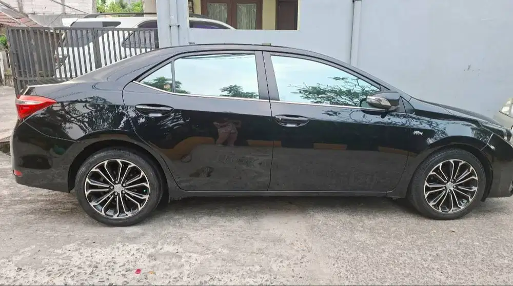 Toyota Corolla Altis 1,8V A/T 2015