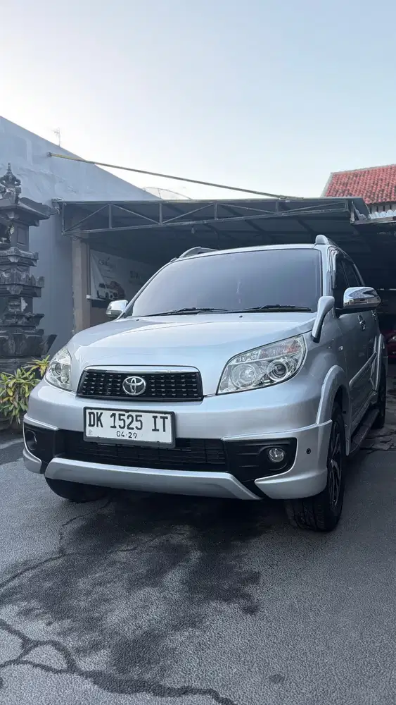 Rush TRD S Manual 2014 Asli Bali