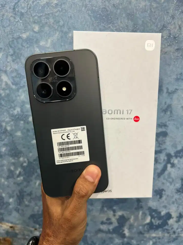 Xiaomi Mi 17 12/512 Black