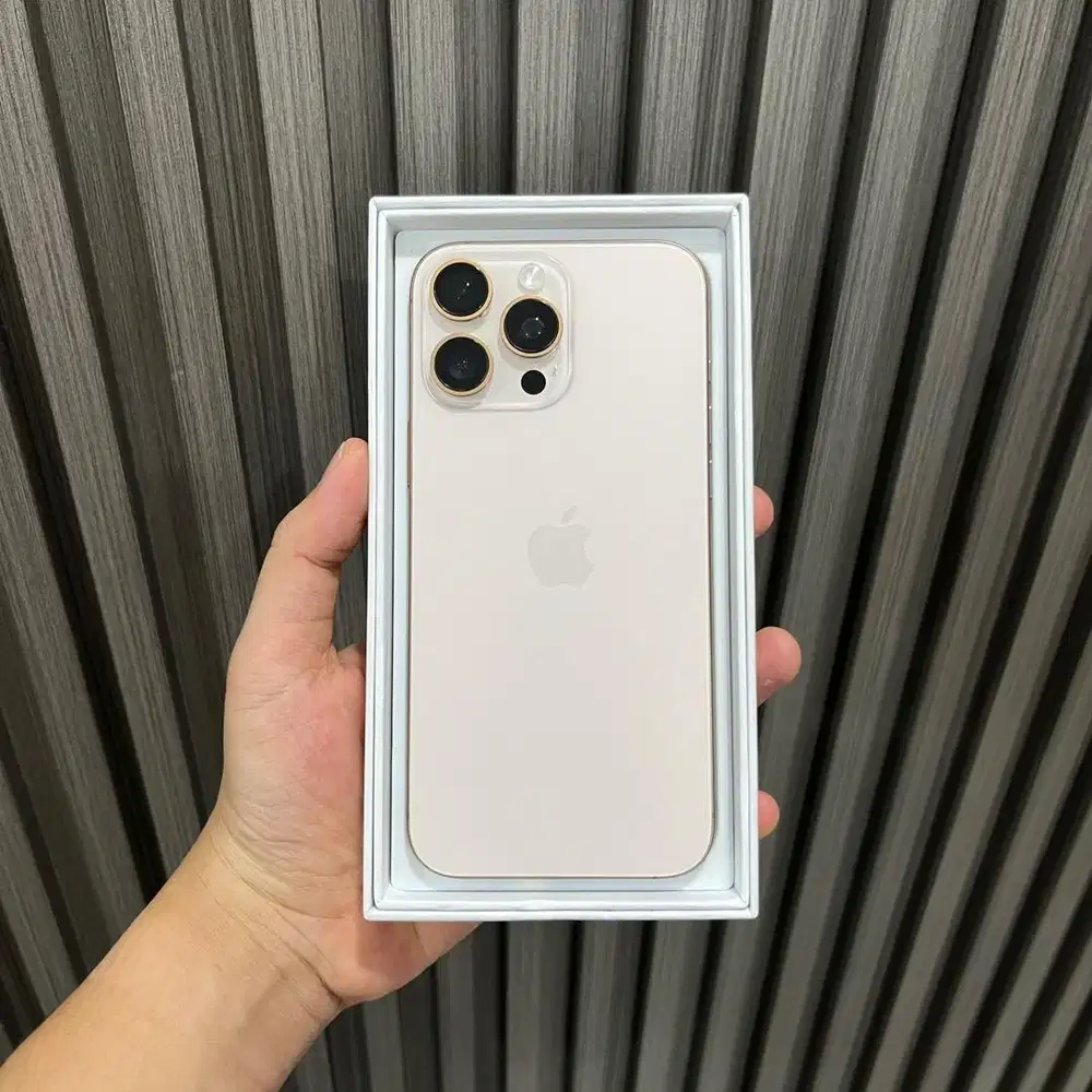 iPhone 16 PROMAX 256GB NOMINUS
