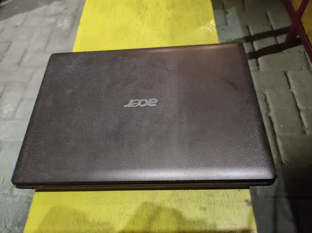 Laptop acer core i3 siap pakai