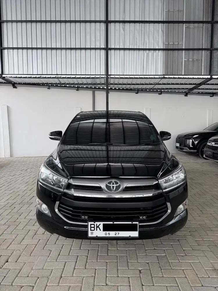 Toyota Innova Reborn 2.0 V A/T Bensin