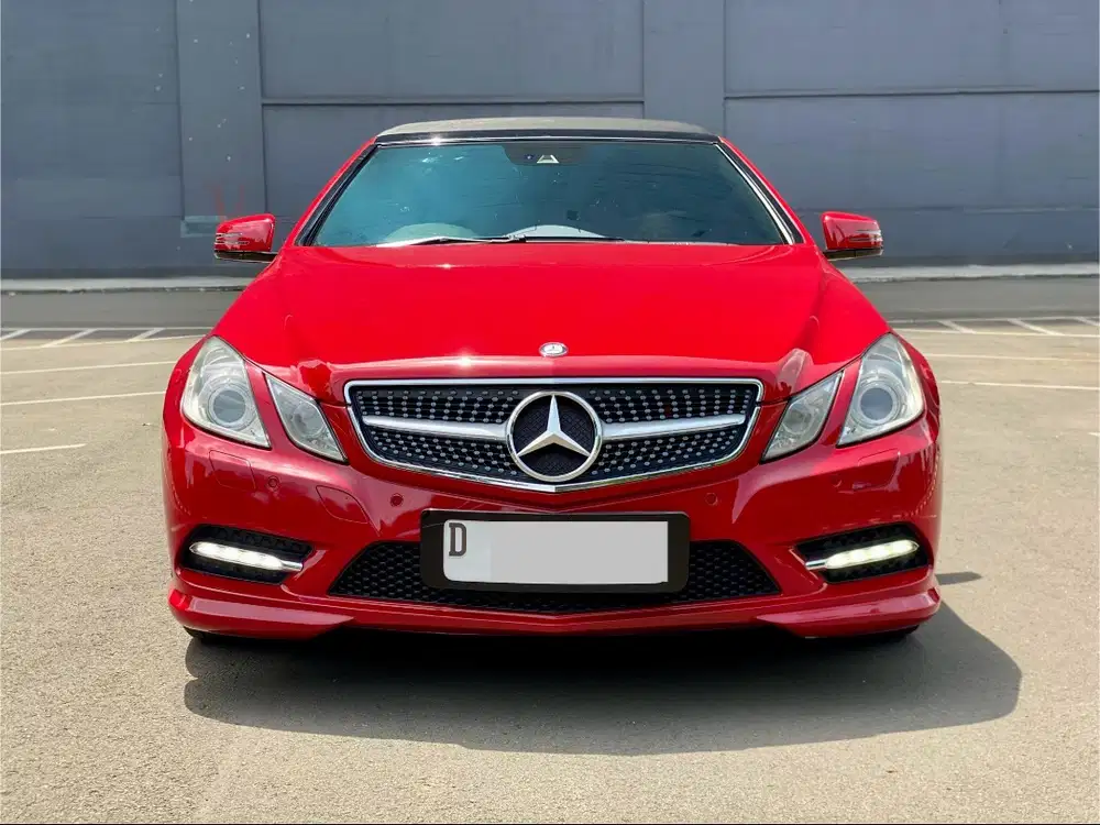 MERCEDES BENZ E250 CABRIOLET AT 2013 RED