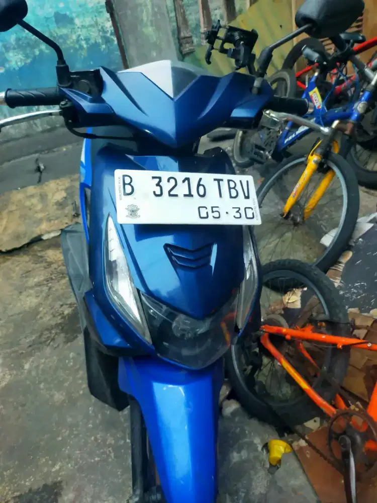 Honda beat tahun 2010