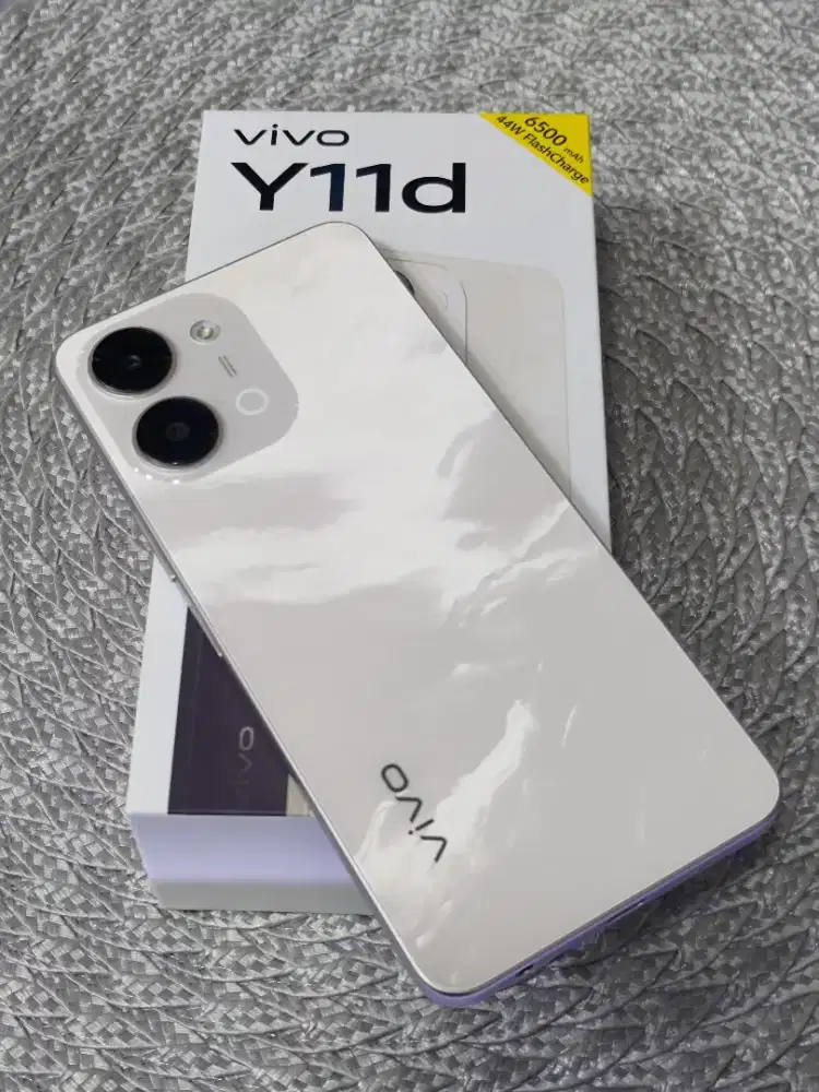 Vivo y11d 6/128 gb