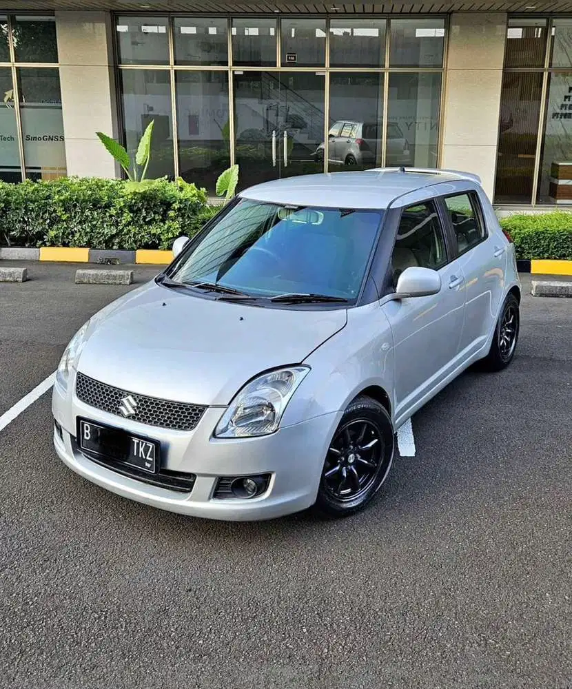 Suzuki Swift 2011 Bensin