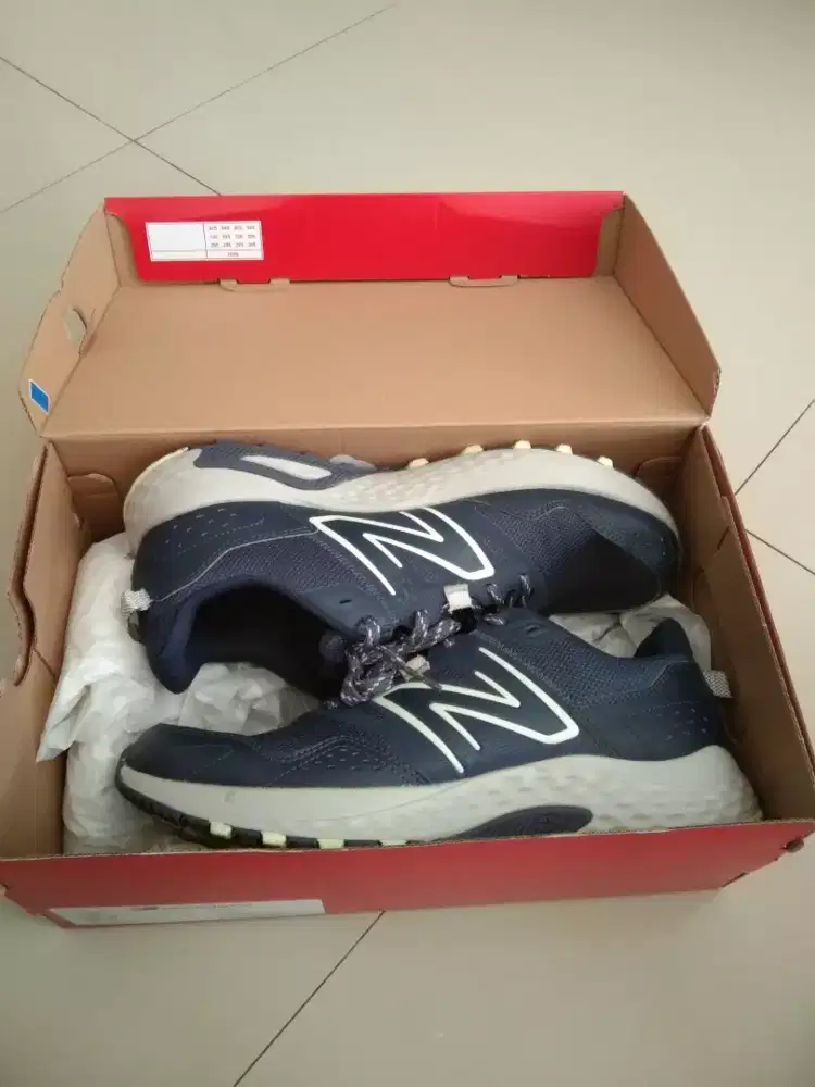 Sepatu New Balance
