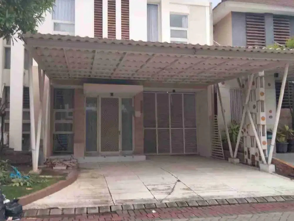 Disewakan furnish rumah Pakuwon City East coast park dekat Hokky supermarket