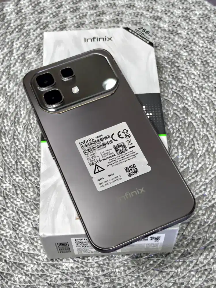 Infinix note 60 Pro 5g 8/256 gb