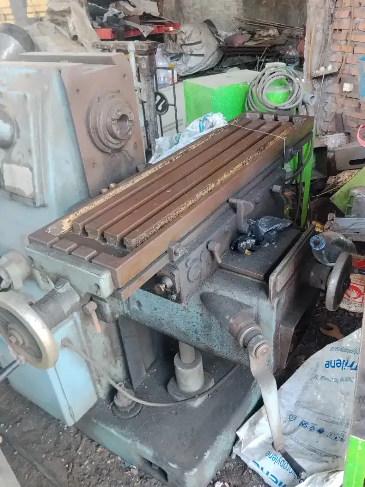 Di jual mesin bubut harga nego