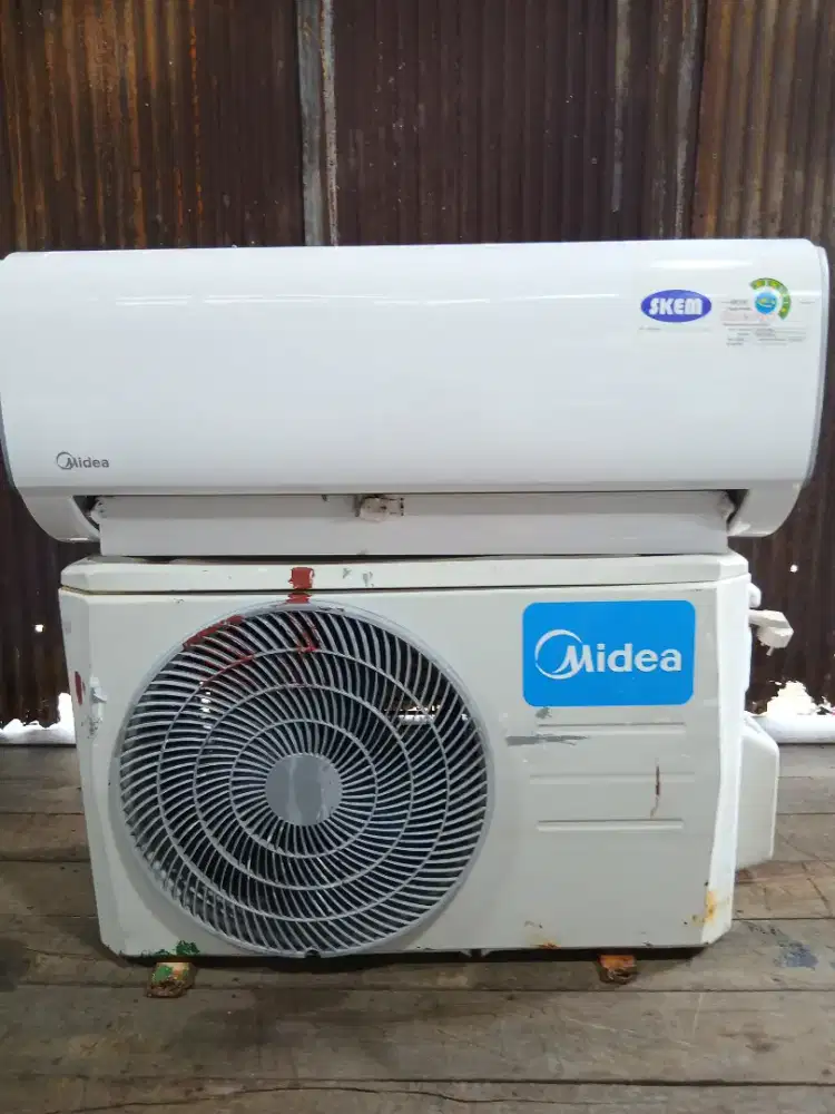 JUAL AC 1/2 PK BEKAS BERGARANSI