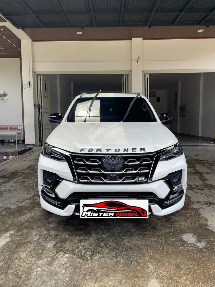TOYOTA FORTUNER VRZ GR 2.8 TAHUN 2022 AKHIR NOPOL BL