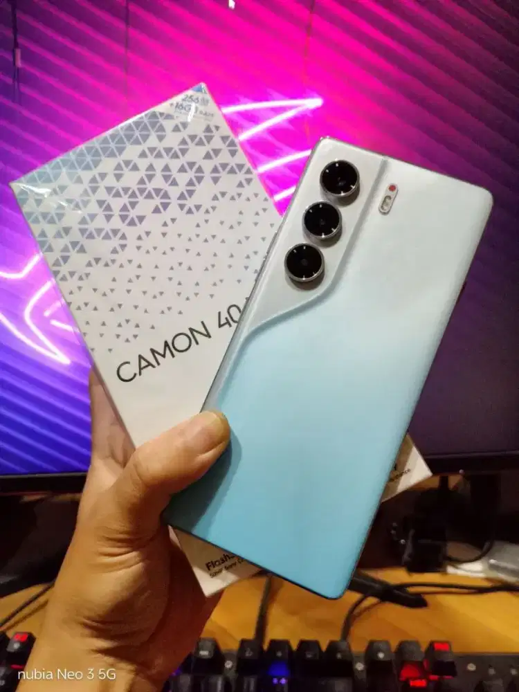 Tecno Camon 40 Pro 5G 8/256GB fullset ori