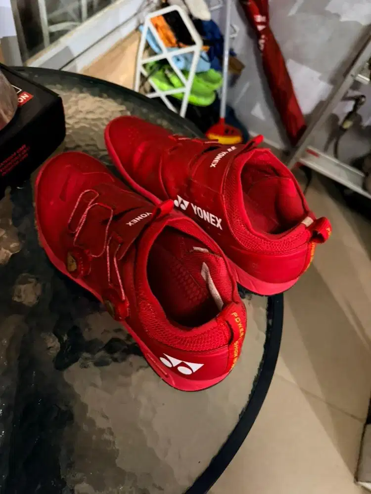 Sepatu Badminton Yonex Infinity 2 Power Cushion With BOA -Metallic Red