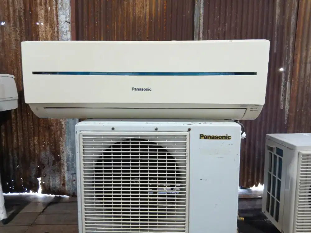 MENJUAL AC BEKAS 1/2 PK KOMPLIT