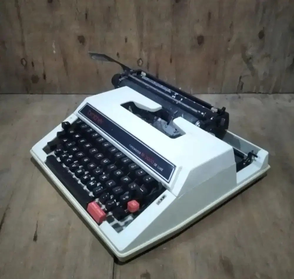 Mesin ketik Jadul Merk Brother 1450TR