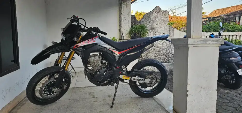 Jual honda crf second tahun 2021