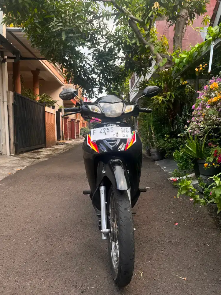 Honda Kharisma 125 tahun 2004