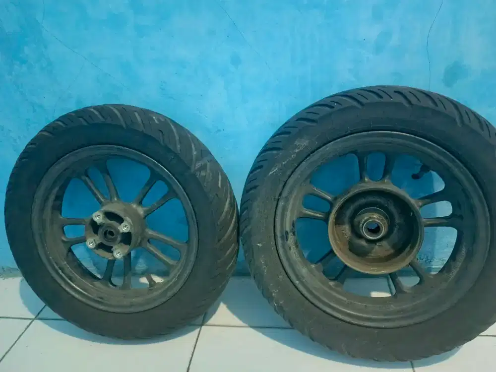 Velg scoopy ori R12 copotan