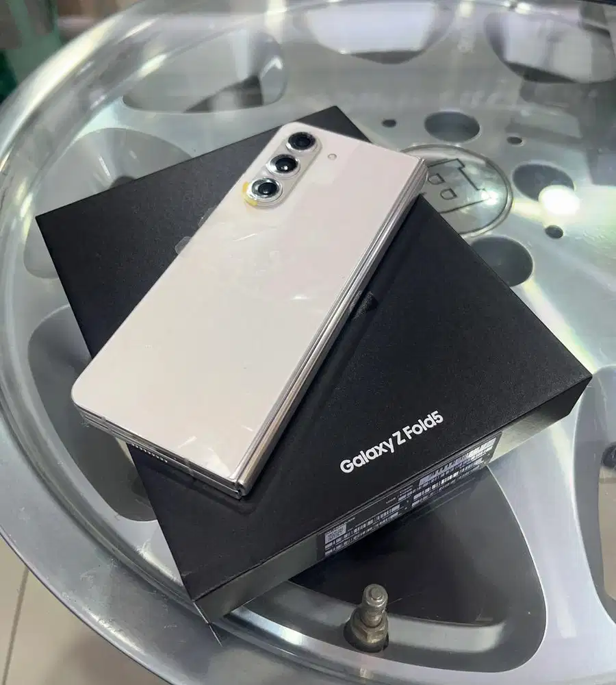 Samsug Z Fold 5 12/512Gb Cream