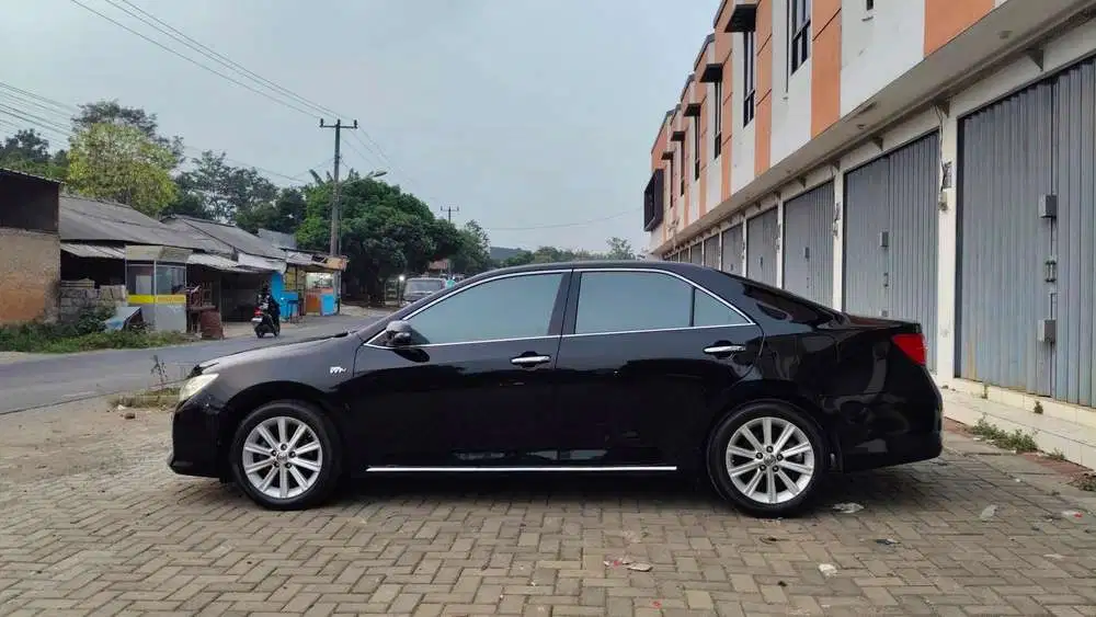 Toyota Camry 2012 V 2.4cc Matic