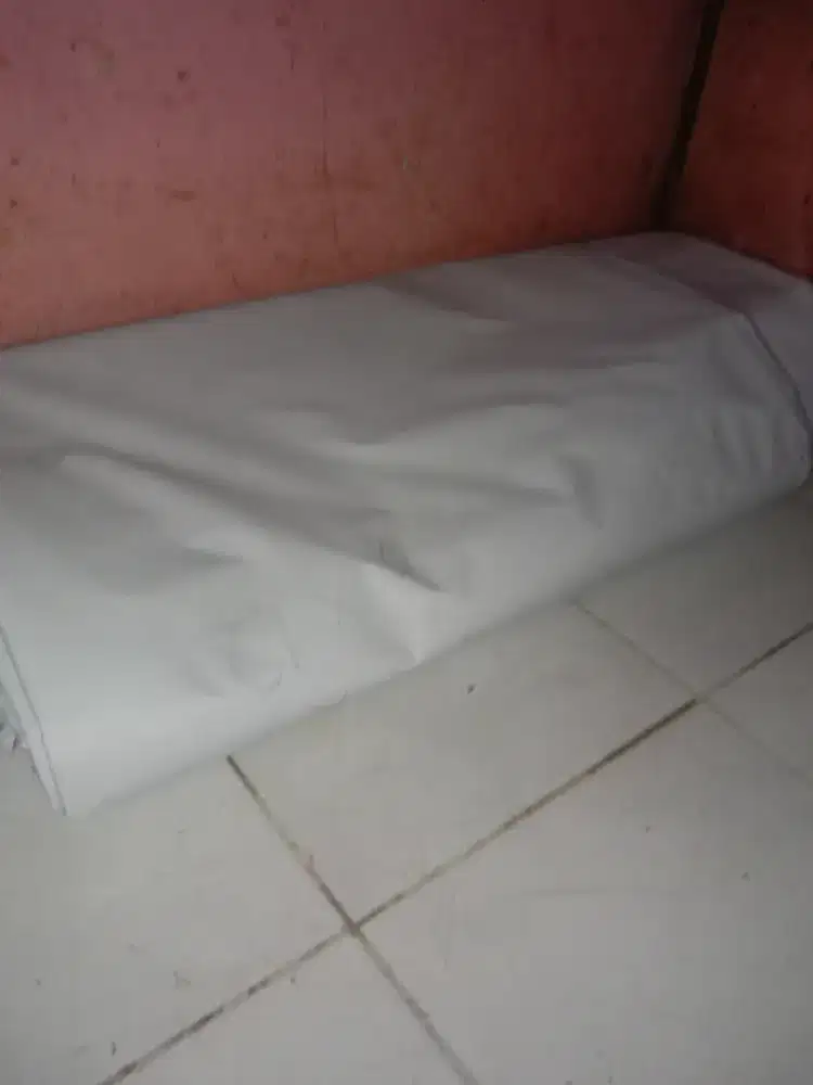 Jual vinil bekas ukuran 6x30m