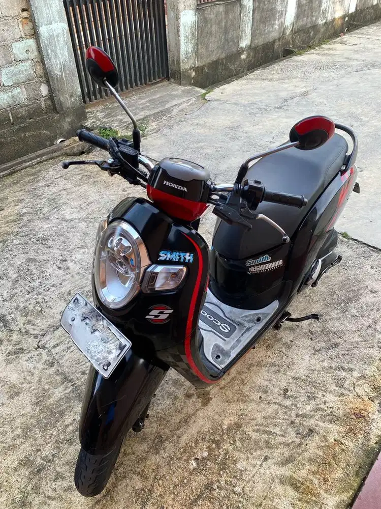 scoopy tahun 2018