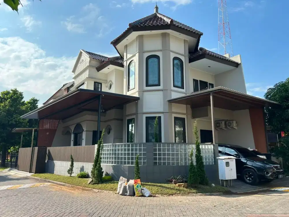 SALE Villa valensia pakuwon indah Full furnished, siap huni
