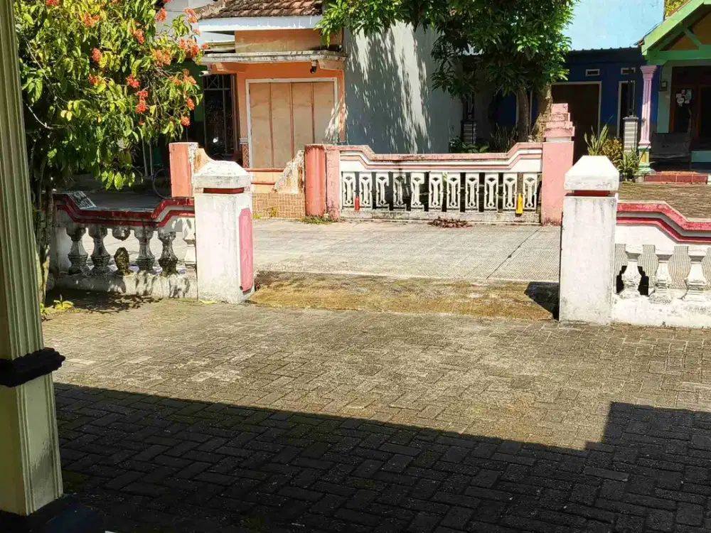 Rumah Murah dan Pekarangan yang Super luas di Gedeg Mojokerto