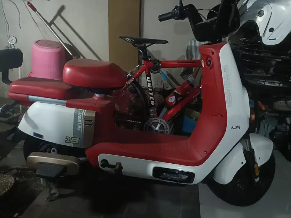 Sepeda Listrik ION 15