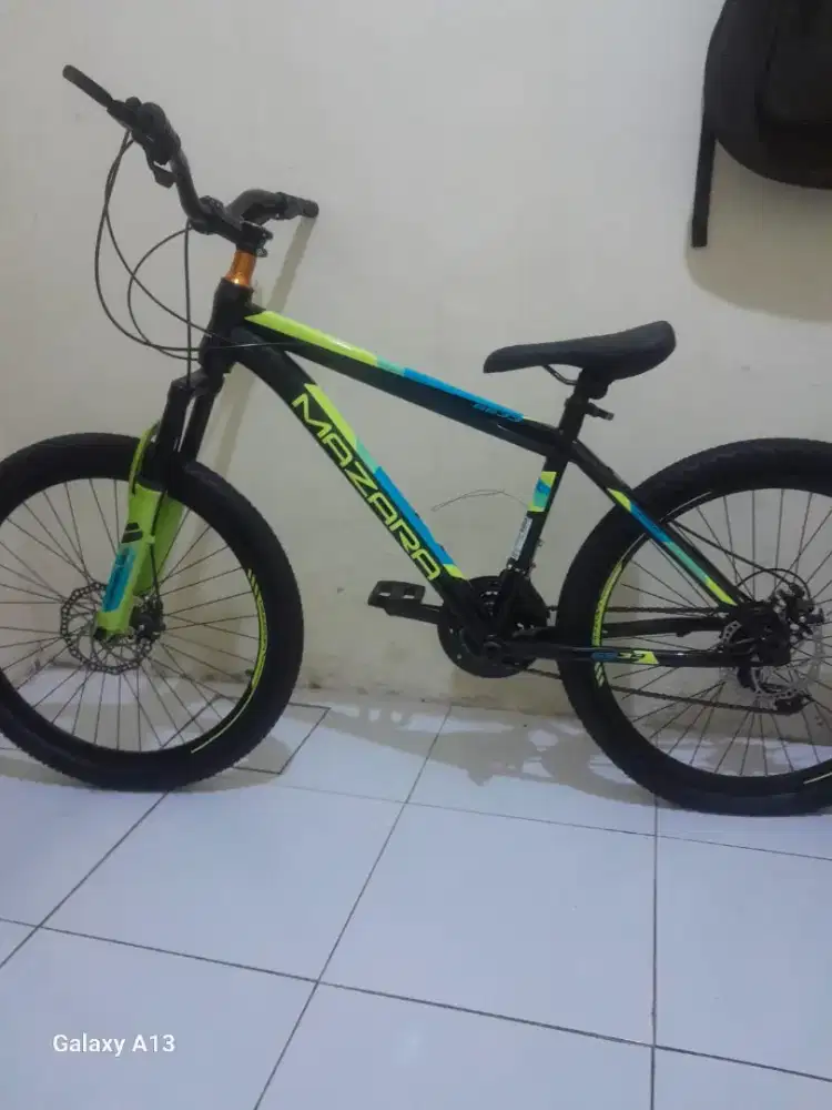 sepeda baru 1 x pakai