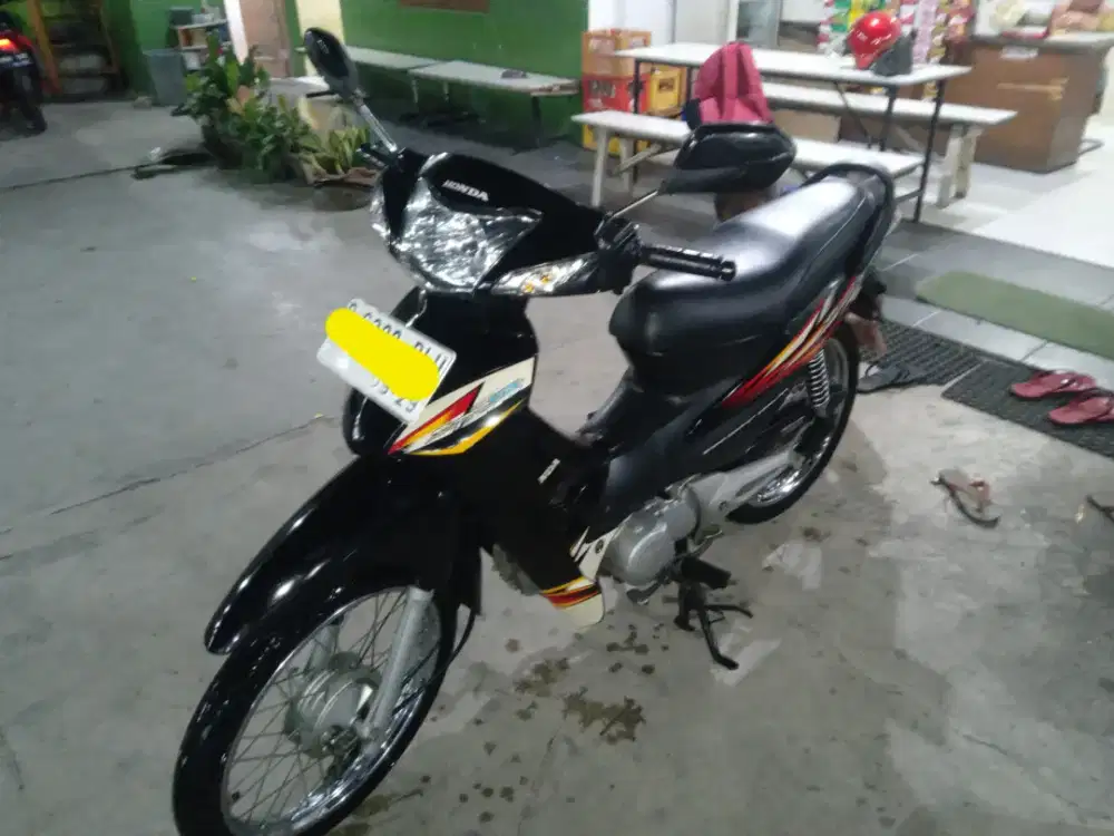 Honda Supra Fit antik kinclong ori seperti baru KM samgat rendah